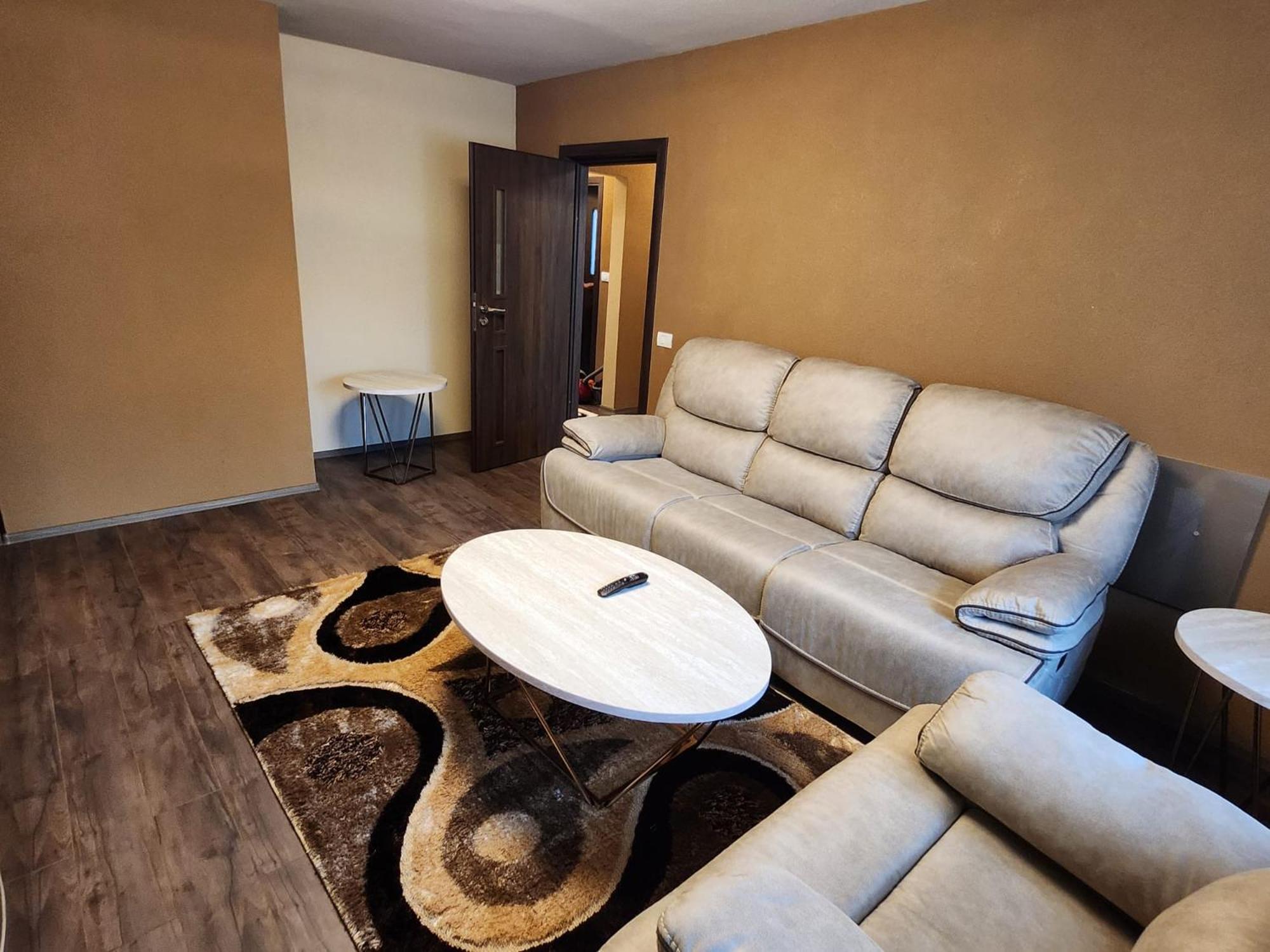 Apartament Iulius 4 Curtea de Argeş エクステリア 写真